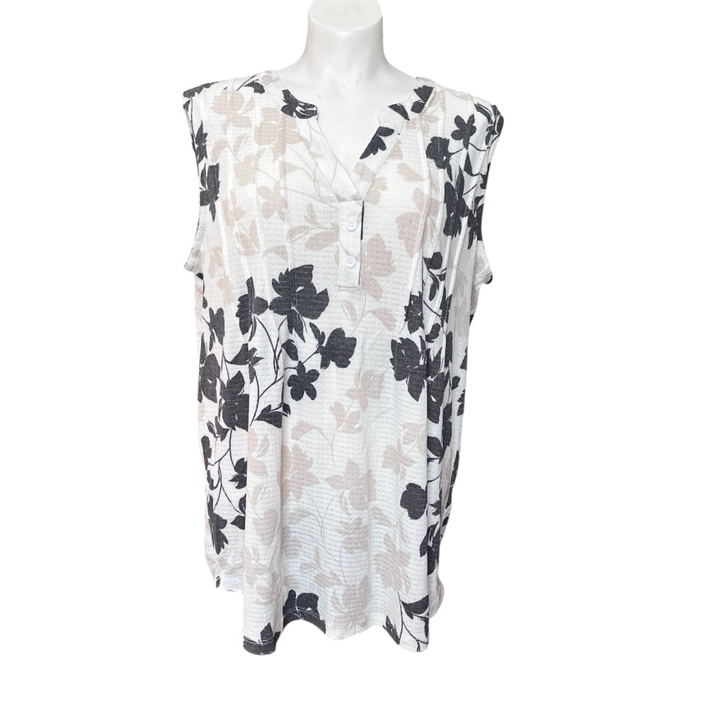 Floral Sleeveless Blouse